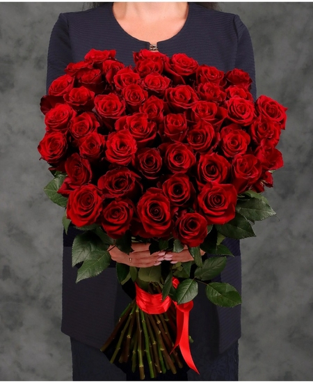 Букет из 45 красных роз 70 см
