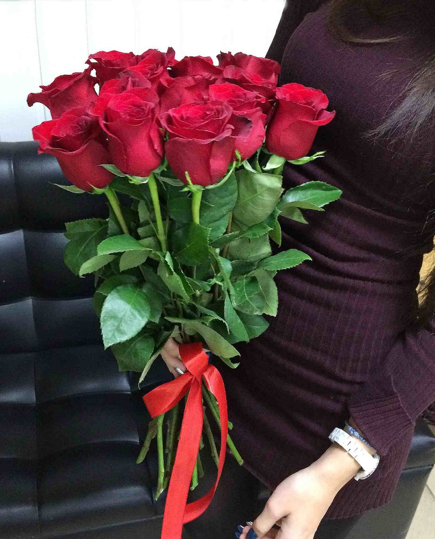 15 Красных роз (60 см.)