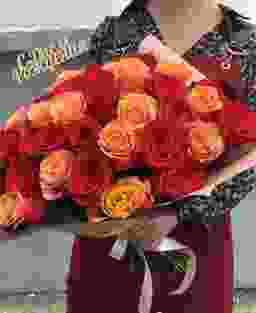 51 оранжево-красная роза (40 см)