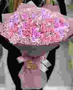 Букет из 51 розовой гвоздики