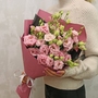 Букет из 35 розовых лизиантусов