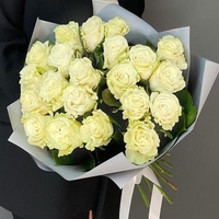 21 белая роза (40 см)