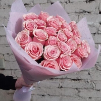 21 розовая роза (40 см)