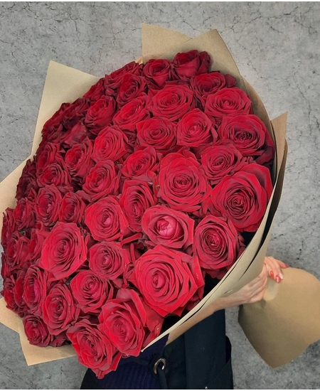 Букет из 51 красной розы 70 см