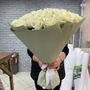 Букеты из 75 роз 70 см с доставкой в Челябинске смотрите на нашем сайте Дари Цветы