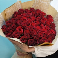 Букет 75 красных роз 80 см