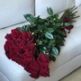Букеты с розами с доставкой в Челябинске смотрите на нашем сайте Дари Цветы