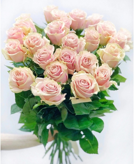 Букет из 15 розовых роз 70 см