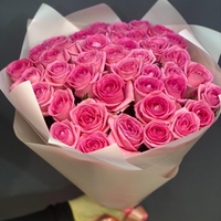 45 розовых роз Эквадор 40 см