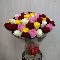 45 разноцветных роз Эквадор 40 см