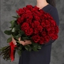 Букеты из 45 роз 70 см с доставкой в Челябинске смотрите на нашем сайте Дари Цветы