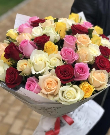55 разноцветных роз Эквадор 40 см