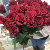 Букет 27 роз (90 см)