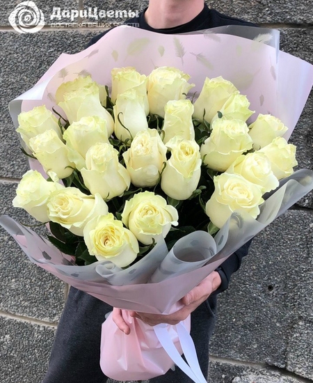 Розы белые (50 см)