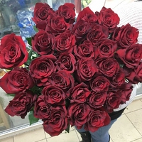 Букет 33 розы (90 см)