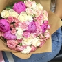 Нежные и трогательные цветы пионы в авторских букетах от флористов компании Дари Цветы. Заходите на сайт и любуйтесь.
