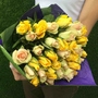 Букет 35 бежево-желтых роз