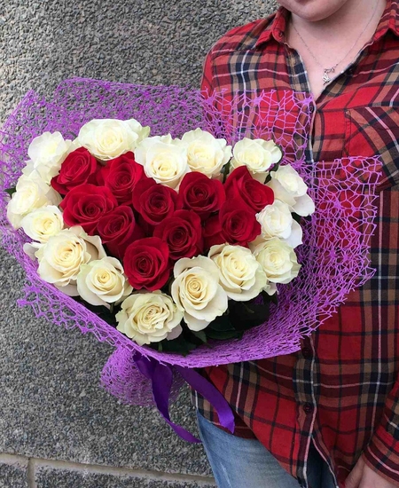 «Сердце» 25 роз (60 см)