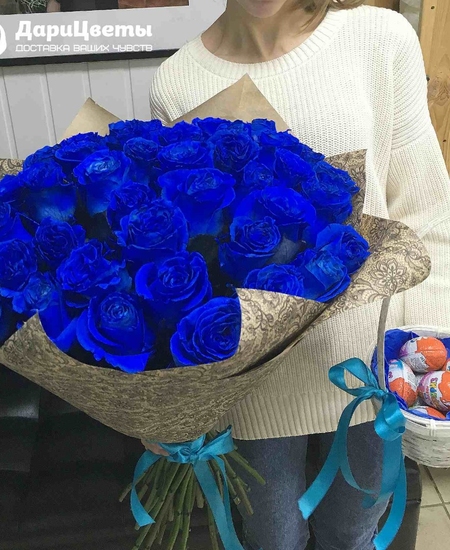 Букет 41 синяя роза
