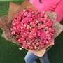 Яркие и сочные букеты из кустовых роз с доставкой по Челябинску. Смотреть все букеты на сайте