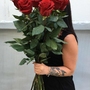 Метровые розы с доставкой в Челябинске от салона цветов Дари Цветы