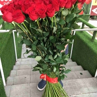 Букет 101 роза (130 см)