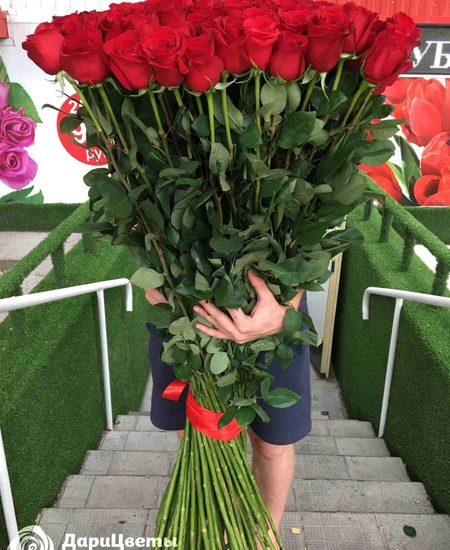 Букет 101 роза (130 см)