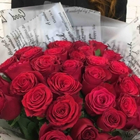 35 красных роз Кения (40 см)