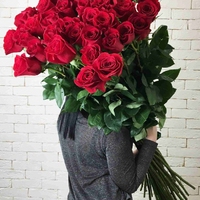 Букет 35 роз (140 см)